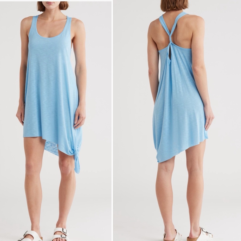 NWT BECCA Twist Back Asymmetric Hem Beach Cover-Up Dress in Light Blue sz M